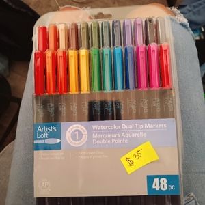 Arts & Crafts Markers